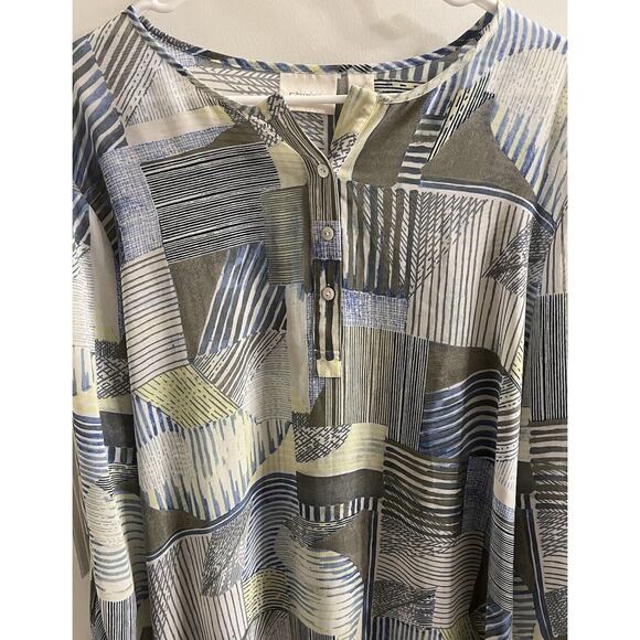 CHICO'S Blouse Womens Size 3 Striped Roll Tab Sleeve Angle Hem Sheer Blue Green - Picture 6 of 7